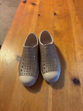 Kids Slip-On Glitter Shoe - Gold